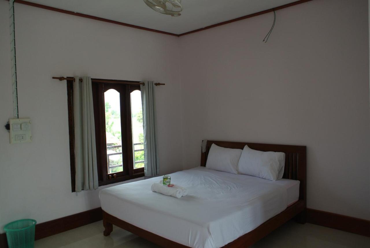 Mama Leurth Sunset Guesthouse Ban Dondét Habitación foto