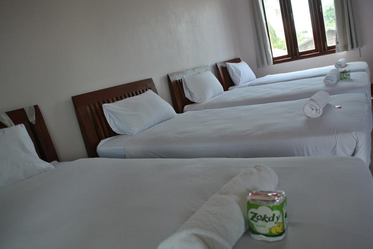 Mama Leurth Sunset Guesthouse Ban Dondét Habitación foto