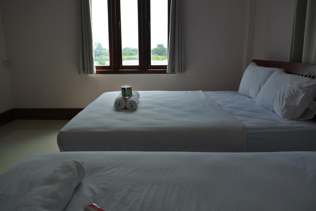 Mama Leurth Sunset Guesthouse Ban Dondét Habitación foto