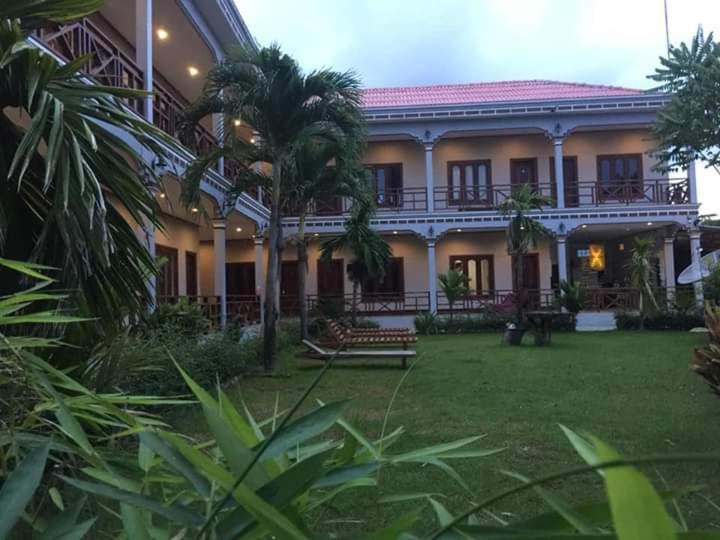 Mama Leurth Sunset Guesthouse Ban Dondét Exterior foto